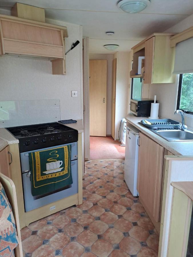 Cosy Caravan At Blackmoor Farm Ludchurch Екстер'єр фото